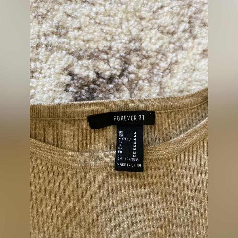 Forever21 Ribbed Cropped Top - Picture 2 of 3